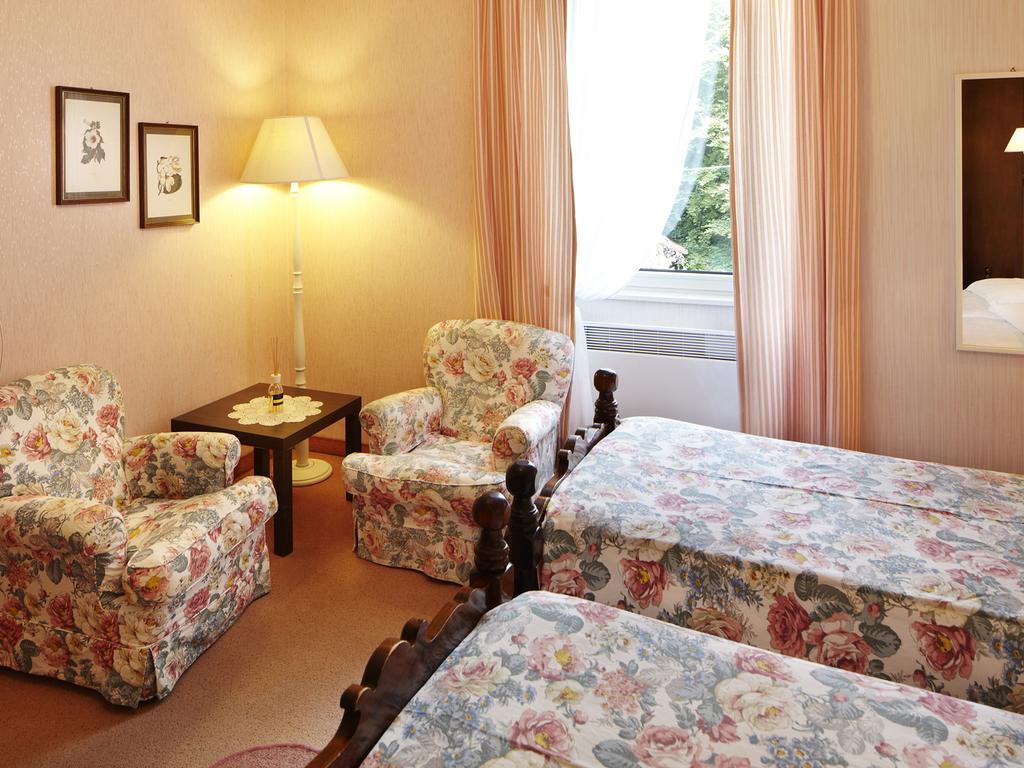 Albergo Milano Snc Lanzo dʼIntelvi Quarto foto