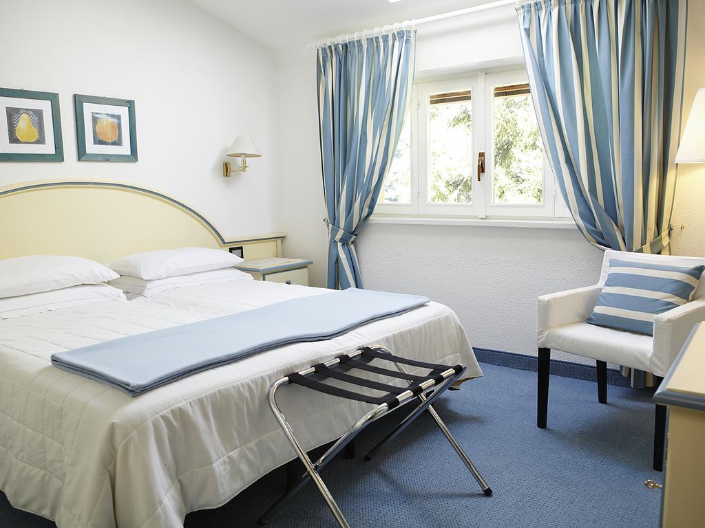 Albergo Milano Snc Lanzo dʼIntelvi Quarto foto